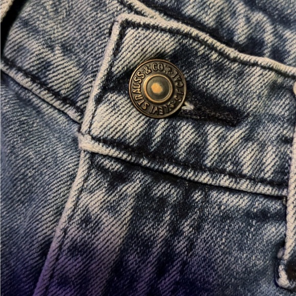 “NOT YOUR BABE” embroidered vintage high rise Levis - - Picture 5 of 7